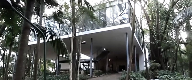 lina-casa-vidro web