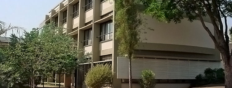 IAU--fachada-1